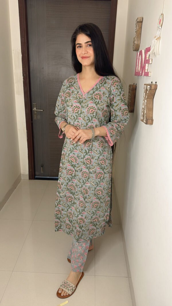 Iris Horizon Kurti & Pants - Image 5