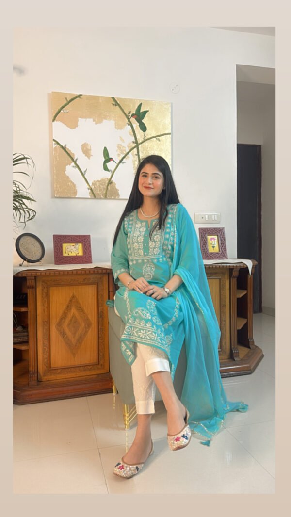Margot Embers Set with Dupatta - Image 7