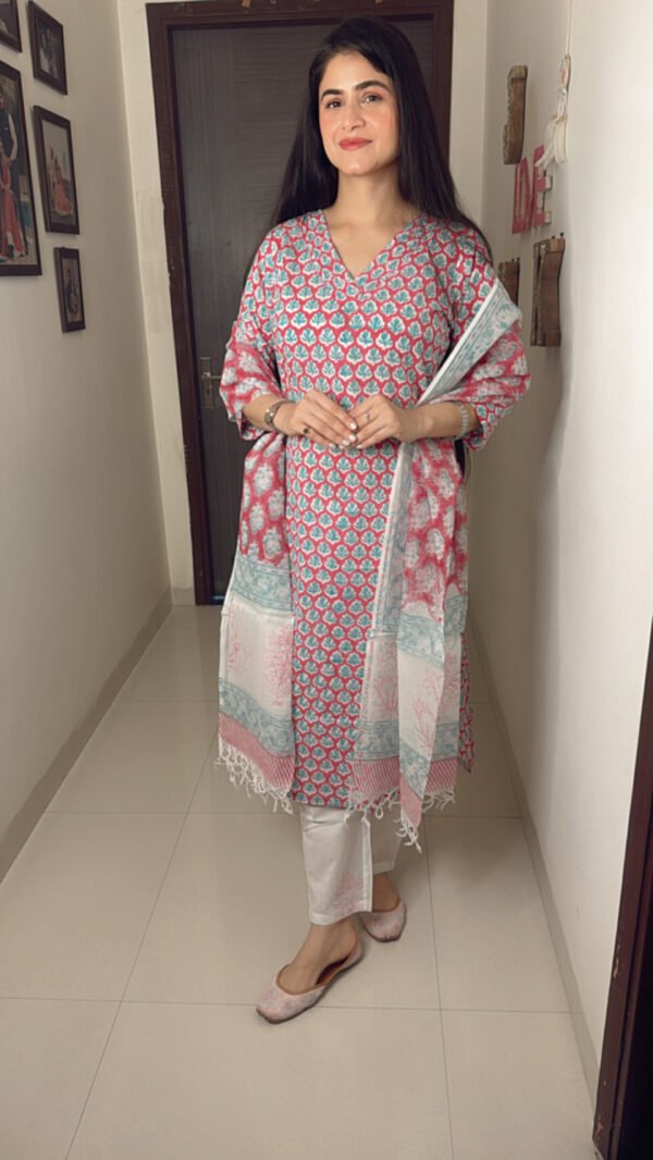Camille Petal set with Dupatta